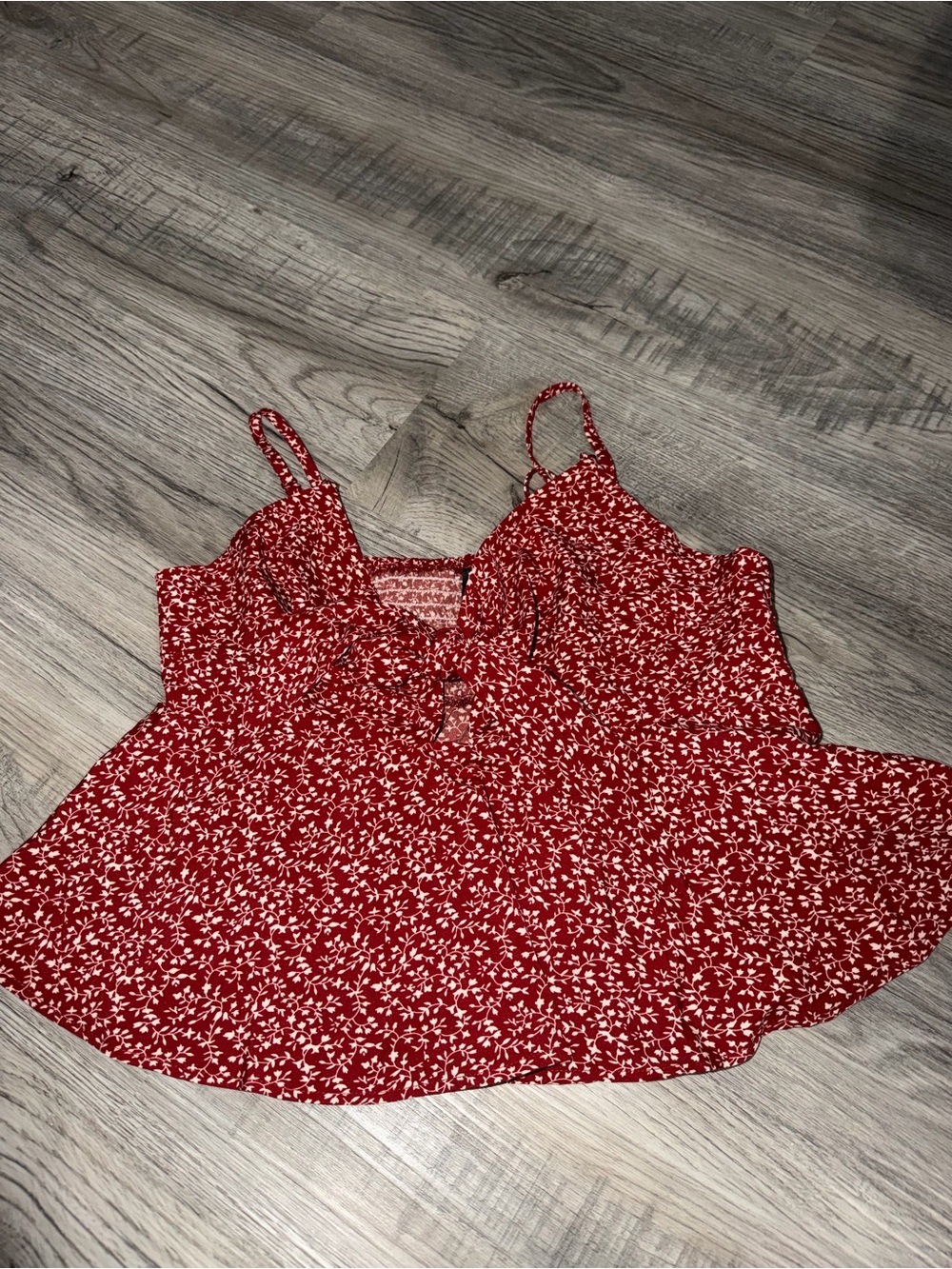 SHEIN Red Floral Ruffle Spaghetti Strap Cami